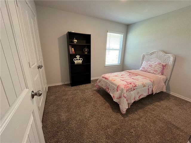 1504 McKinney Court, Brenham, TX 77833