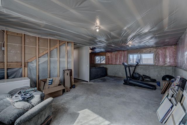 520 BULL RUN DR, Box Elder, SD 57719