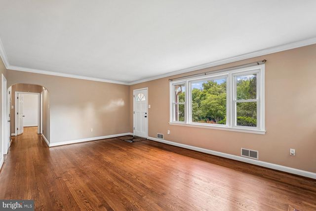 6251 WOODFAIR DR, Fairfax Station, VA 22039