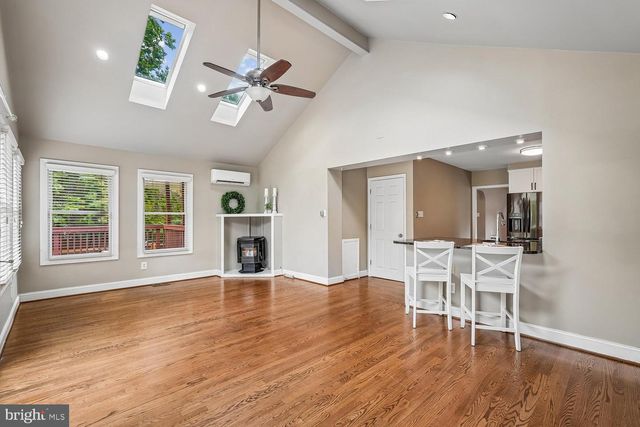 6251 WOODFAIR DR, Fairfax Station, VA 22039