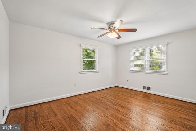 6251 WOODFAIR DR, Fairfax Station, VA 22039