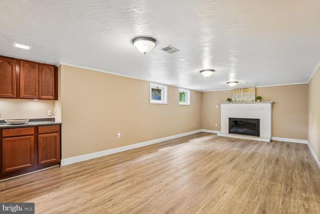 6251 WOODFAIR DR, Fairfax Station, VA 22039