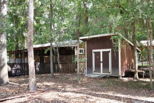 410 Lakeview Drive, Cleveland, TX 77327