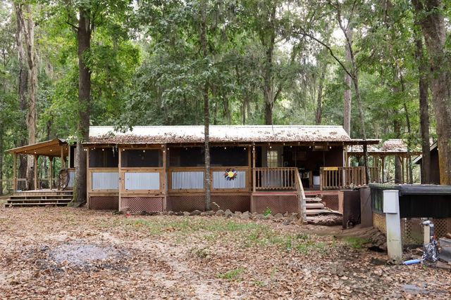 410 Lakeview Drive, Cleveland, TX 77327