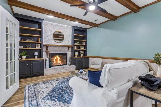129 Stone Lake Court, Yorktown, VA 23693