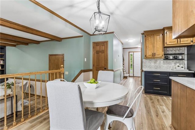 129 Stone Lake Court, Yorktown, VA 23693