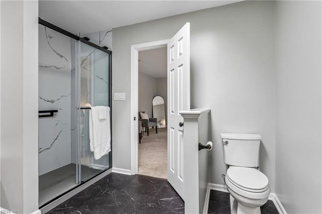 129 Stone Lake Court, Yorktown, VA 23693