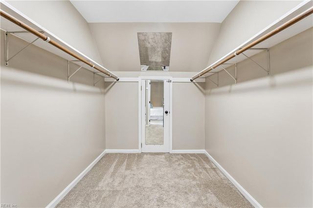 129 Stone Lake Court, Yorktown, VA 23693
