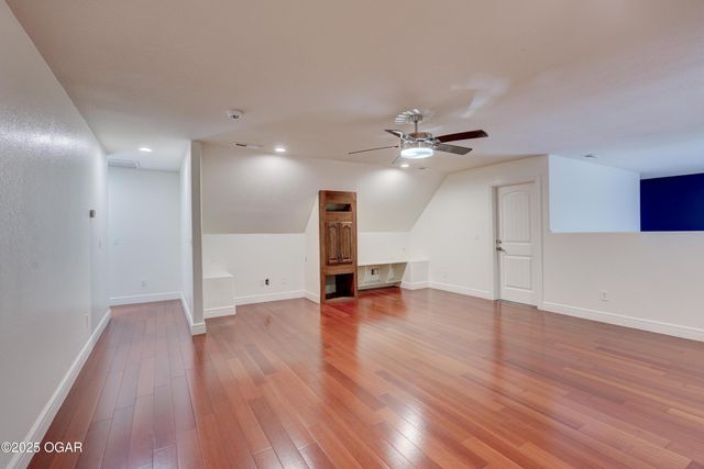 909 S Moffet Avenue, Joplin, MO 64801