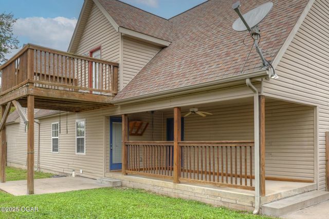 909 S Moffet Avenue, Joplin, MO 64801