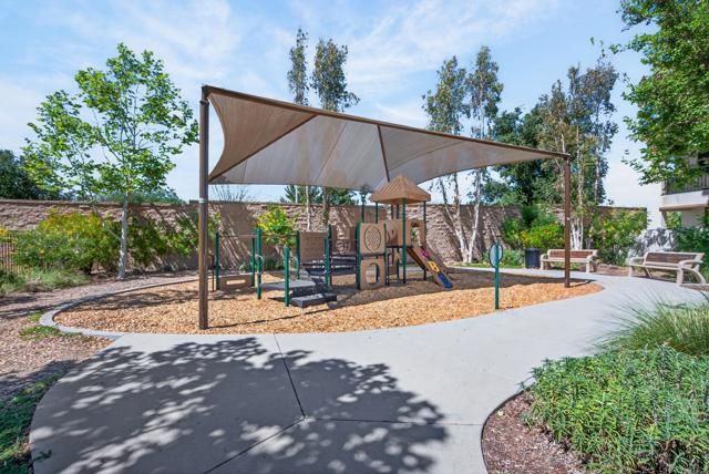 31554 Alicante Loop, Winchester, CA 92596