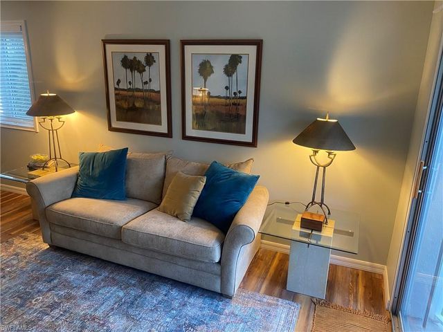 1300 Gulf Shore BLVD N 304, Naples, FL 34102