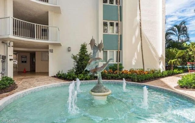 1300 Gulf Shore BLVD N 304, Naples, FL 34102