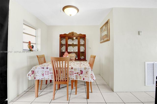 1311 SW 33rd Ter, Fort Lauderdale, FL 33312