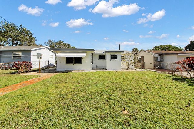 1311 SW 33rd Ter, Fort Lauderdale, FL 33312