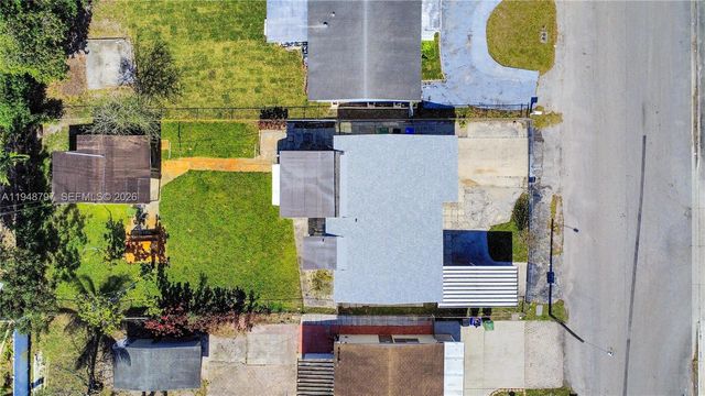 1311 SW 33rd Ter, Fort Lauderdale, FL 33312