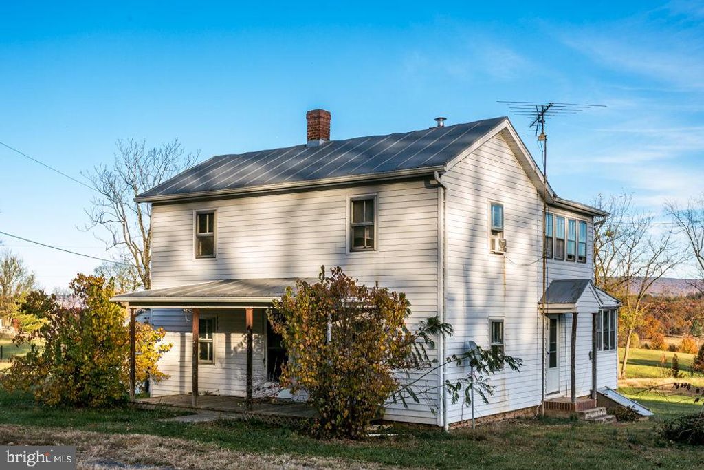 3190 WINSINGER DR, Broadway, VA 22815