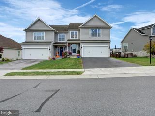 360 FRIENDSHIP LN, Gettysburg, PA 17325