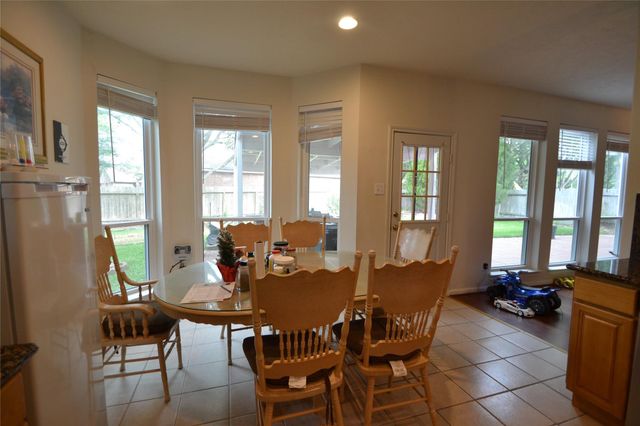 12110 Laurel Court, Stafford, TX 77477