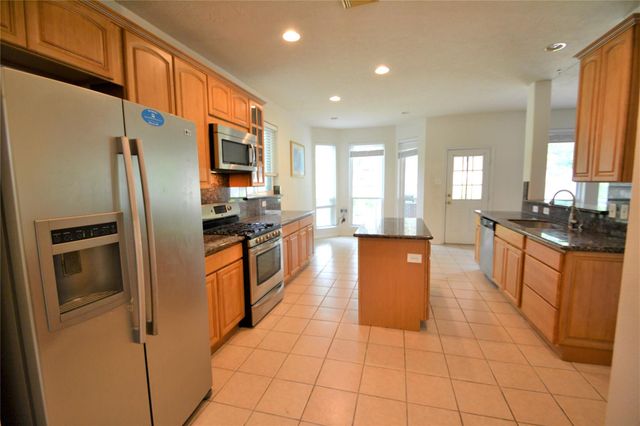 12110 Laurel Court, Stafford, TX 77477