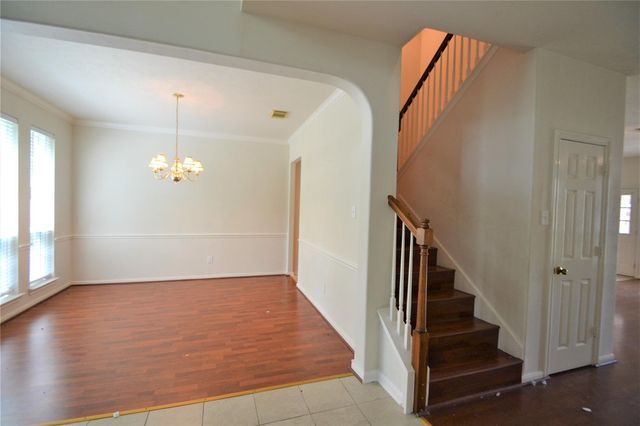 12110 Laurel Court, Stafford, TX 77477