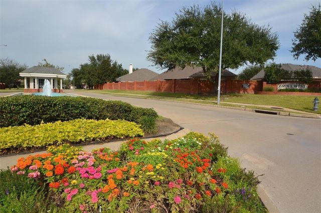 12110 Laurel Court, Stafford, TX 77477