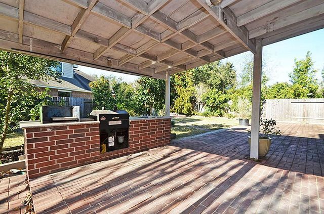 12110 Laurel Court, Stafford, TX 77477