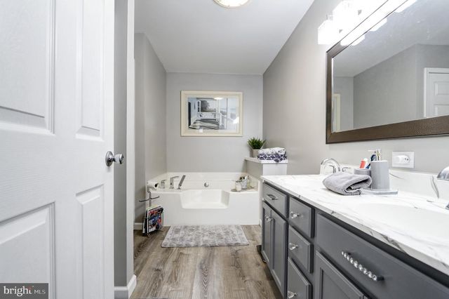 6188 MARYLAND AVE, Mays Landing, NJ 08330