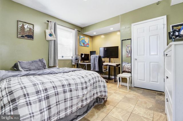 6188 MARYLAND AVE, Mays Landing, NJ 08330