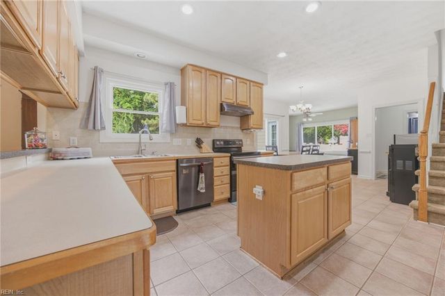 908 Bahama WAY, Chesapeake, VA 23322