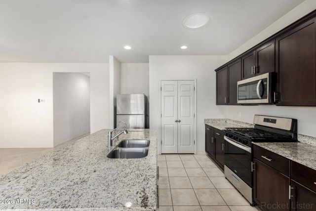 11128 W BLOCH Road, Tolleson, AZ 85353