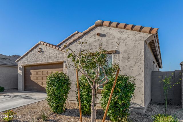 11128 W BLOCH Road, Tolleson, AZ 85353