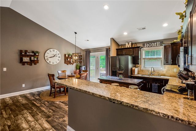 842 Conneross Road, Townville, SC 29689