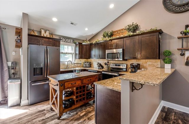 842 Conneross Road, Townville, SC 29689