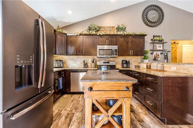 842 Conneross Road, Townville, SC 29689