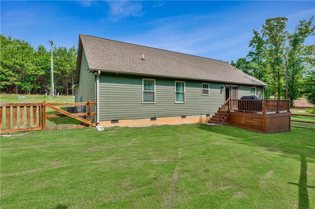 842 Conneross Road, Townville, SC 29689