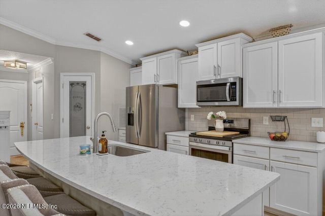 226 GLASGOW Drive, Jacksonville, FL 32259