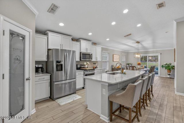 226 GLASGOW Drive, Jacksonville, FL 32259