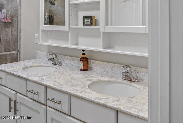 226 GLASGOW Drive, Jacksonville, FL 32259