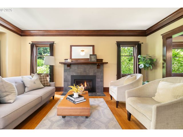 3311 Ne TILLAMOOK St, Portland, OR 97212