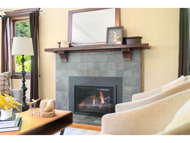 3311 Ne TILLAMOOK St, Portland, OR 97212