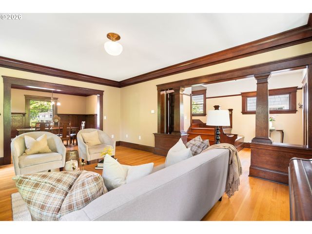 3311 Ne TILLAMOOK St, Portland, OR 97212