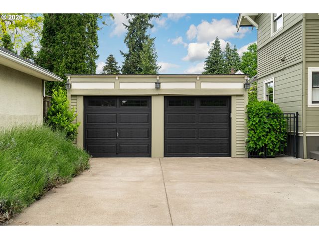 3311 Ne TILLAMOOK St, Portland, OR 97212