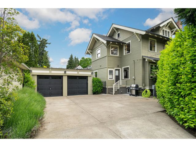3311 Ne TILLAMOOK St, Portland, OR 97212