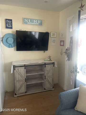 2204 Grand Central Avenue 6, Lavallette, NJ 08735