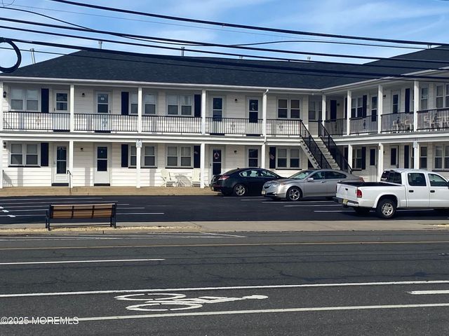 2204 Grand Central Avenue 6, Lavallette, NJ 08735