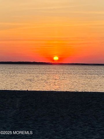 2204 Grand Central Avenue 6, Lavallette, NJ 08735
