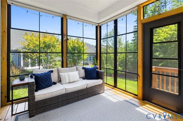 17513 Great Falls Cir, Moseley, VA 23120
