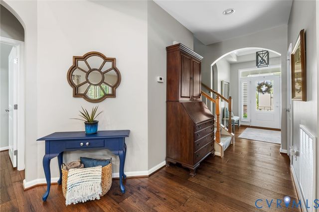 17513 Great Falls Cir, Moseley, VA 23120