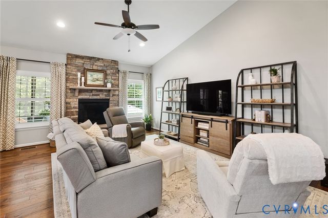 17513 Great Falls Cir, Moseley, VA 23120